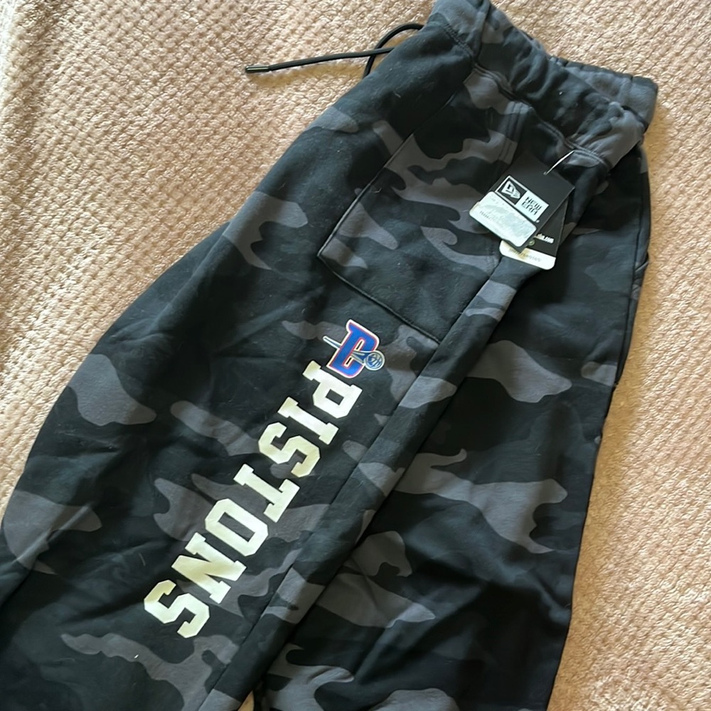 Detroit Pistons New Era Sweatpants